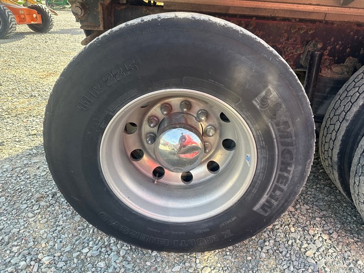 2019-massey-ferguson-8-image-74