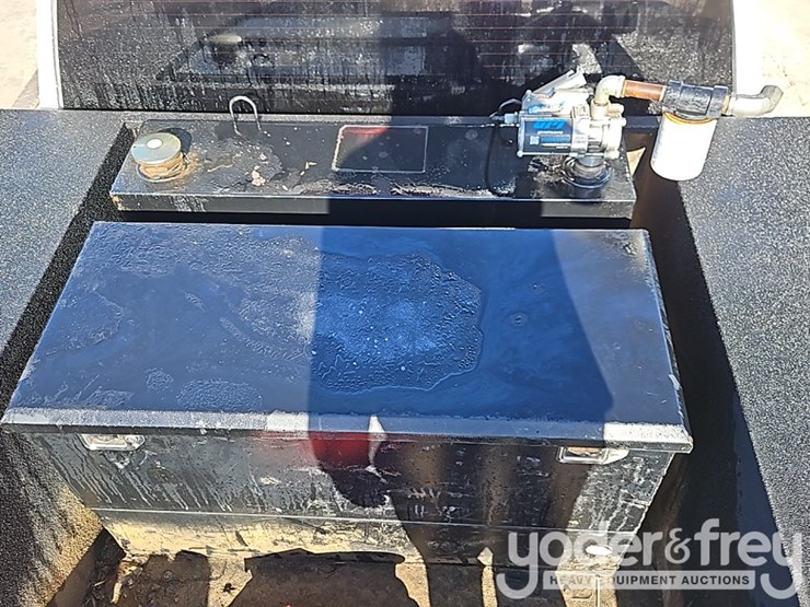 2022-chevrolet-2500hd-image-19