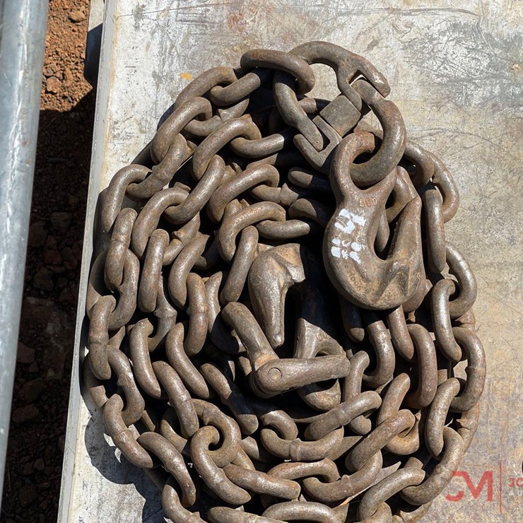 3/8" CHAIN WITH HOOKS