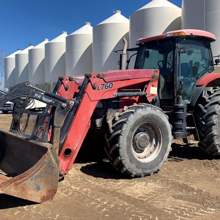 2011 Case IH Puma 140 Tractor