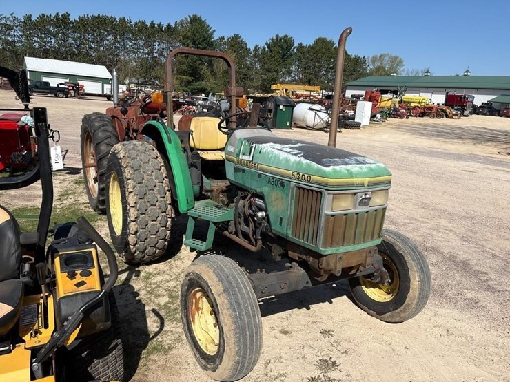 john-deere-5300-image-4