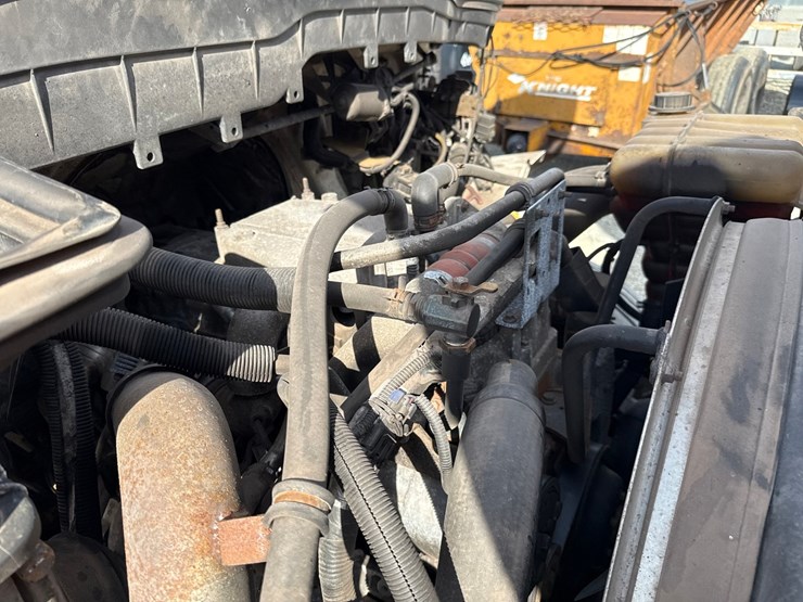 international-4400-sba-image-17