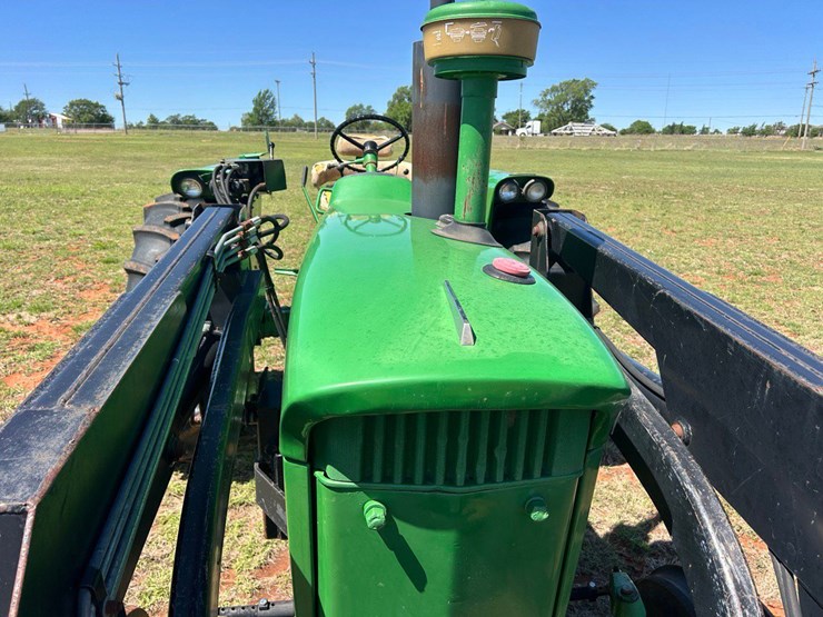 john-deere-4020-image-17