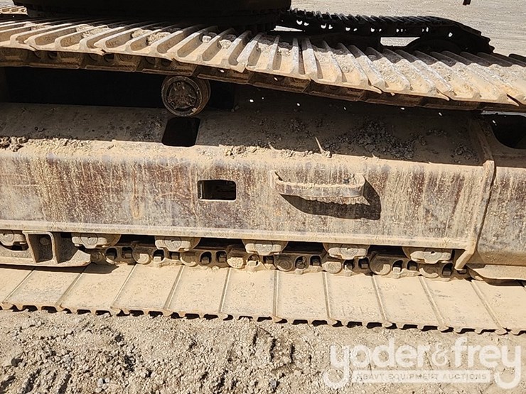 2005-caterpillar-330-image-20