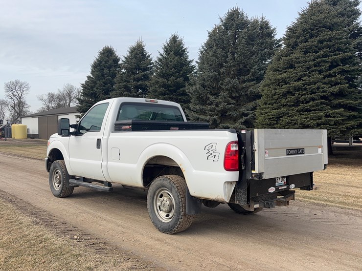 2014-ford-f250-xl-image-7