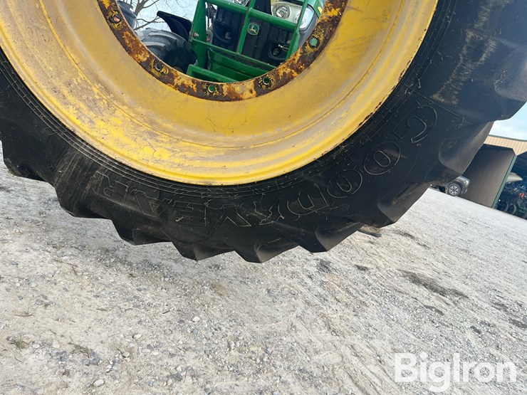 john-deere-4930-image-11