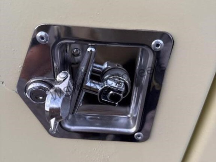 10ft-mobile-office-container-image-8