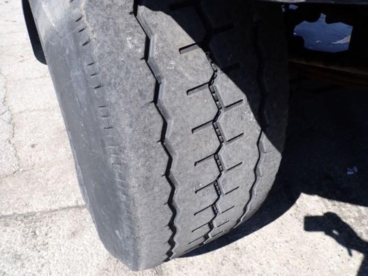 2017-western-star-4700sb-image-110