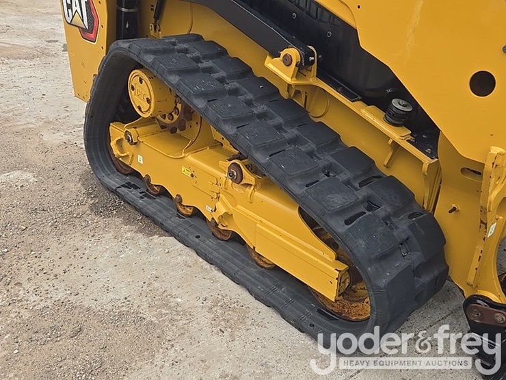 2024-caterpillar-255-image-16