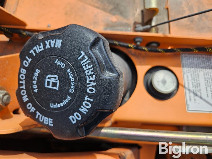 2011-scag-stt61v27ka-image-11