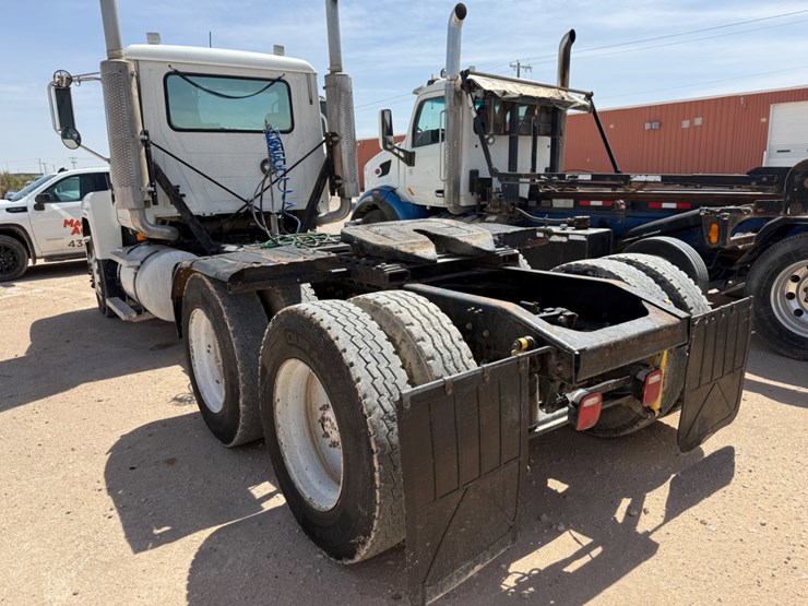 2006-mack-chn613-image-4