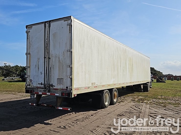 2008-utility-53'-image-4