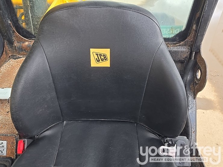 2017-jcb-510-56-image-68