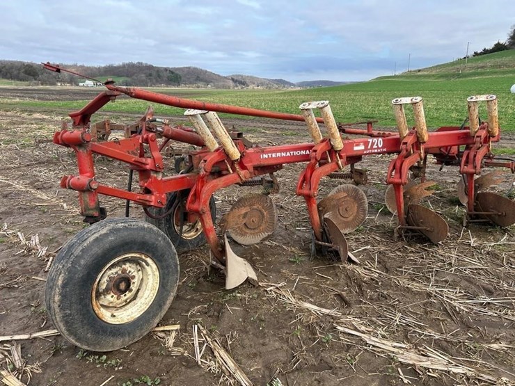 international-720-image-4