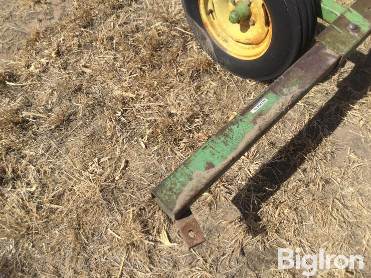 new-holland-260-image-9