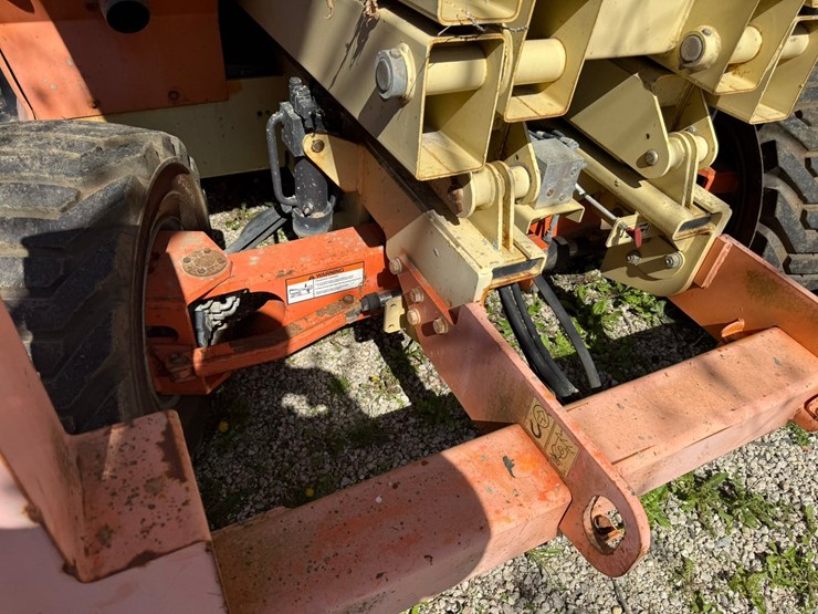 2008-jlg-4394rt-image-20