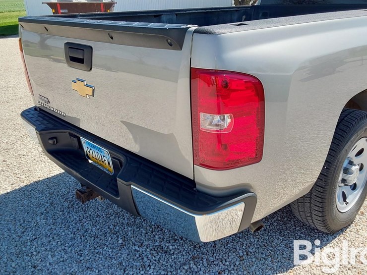 2009-chevrolet-silverado-1500-image-17