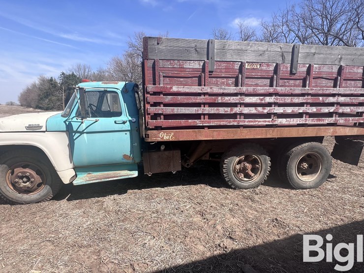 1965-ford-f600-image-8