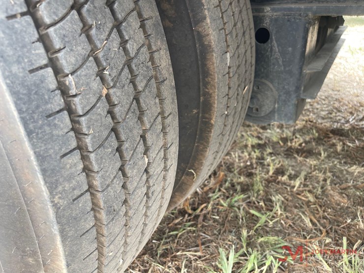 2019-trail-eze-lowboy-image-14