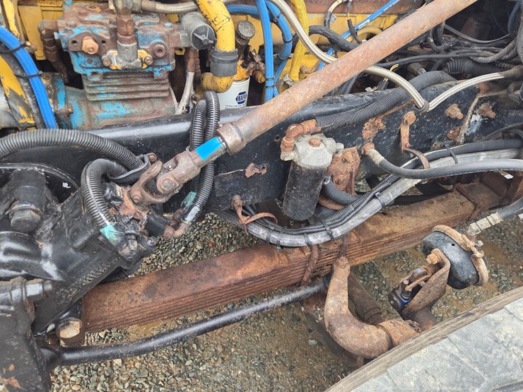 1995-peterbilt-357-image-66