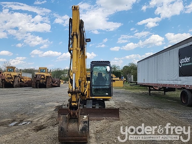 2016-kobelco-sk85cs-3e-image-25