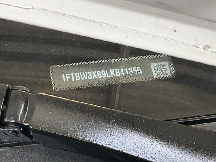 2020-ford-transit-image-16