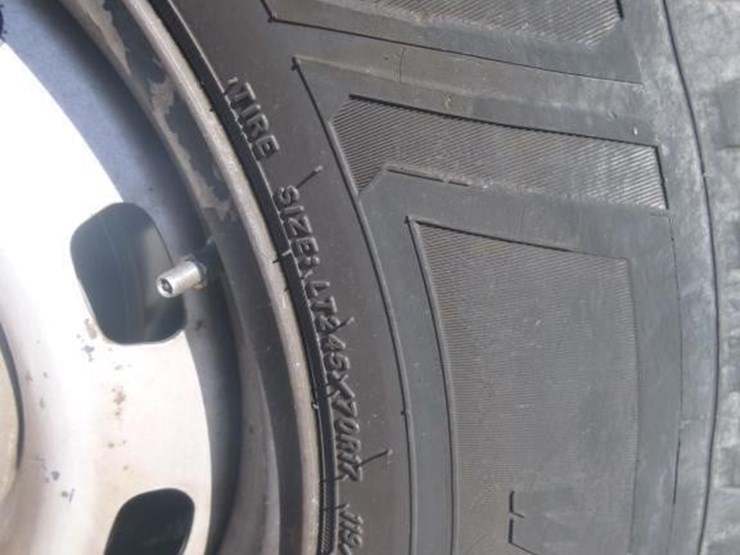 2005-dodge-ram-2500-image-25