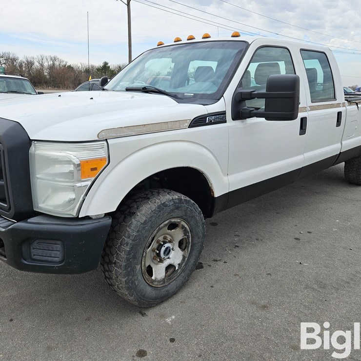 2012 FORD F250 XL