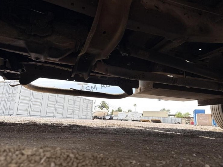 2002-ford-f550-image-24