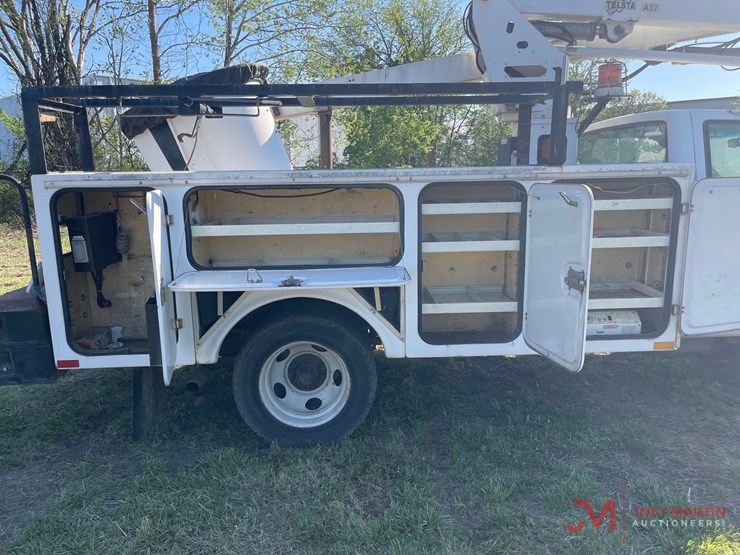 2001-chevrolet-3500hd-image-19