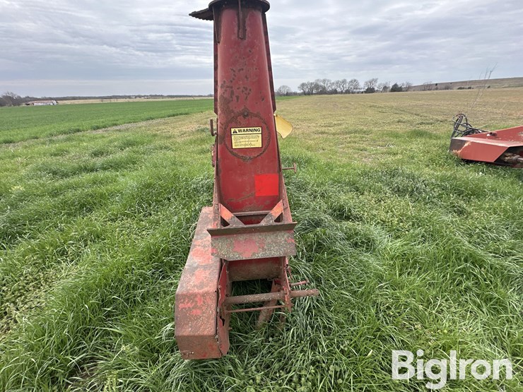 new-holland-707-image-6