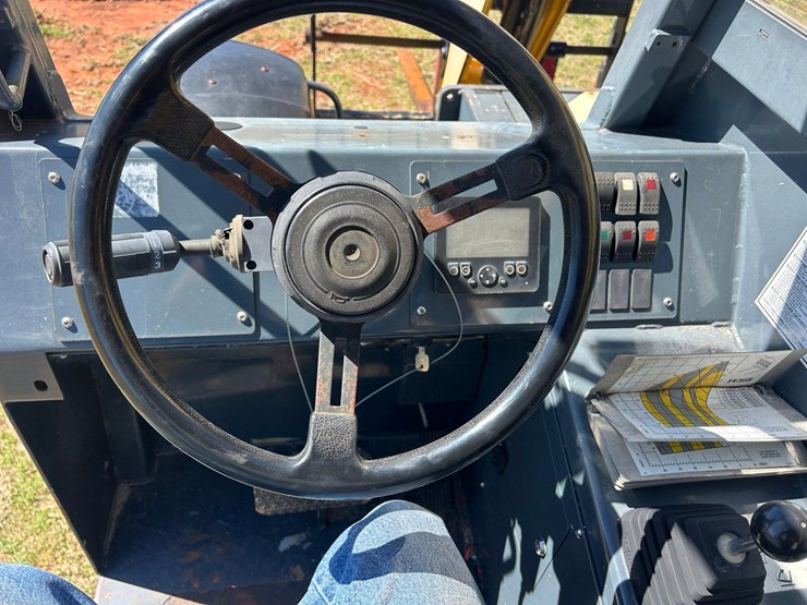 2017-gehl-rs8-42-image-7