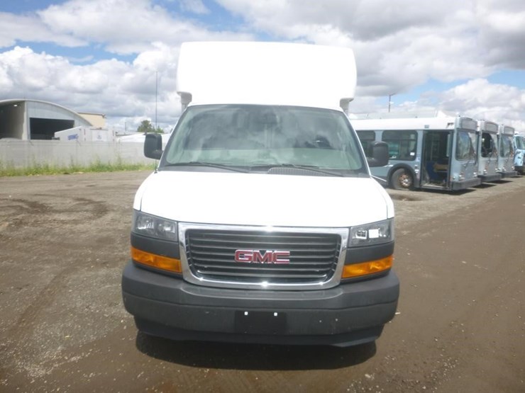 2021-gmc-3500-image-8