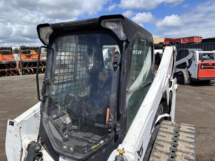 2016-bobcat-t650-image-17
