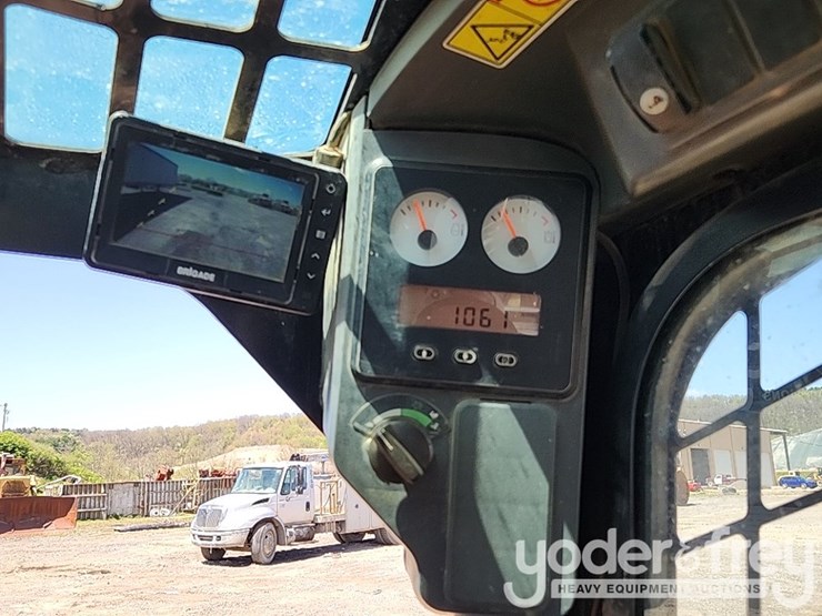 2012-caterpillar-299d-image-26