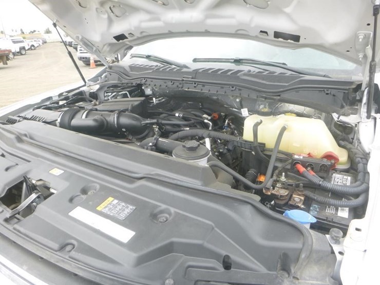 2022-ford-f450-image-25