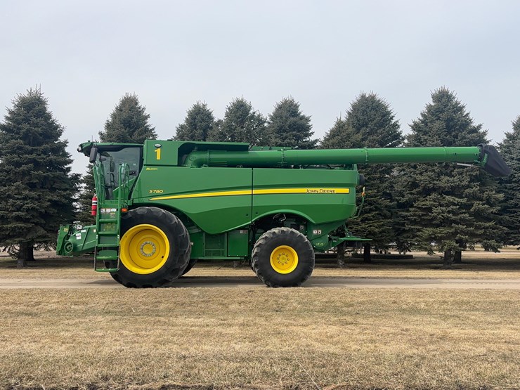 2023-john-deere-s780-image-8