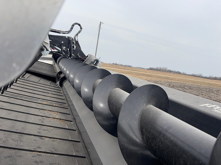 2024-mac-don-fd240-image-19