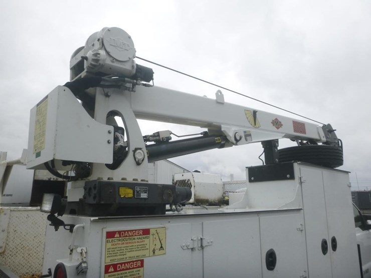 2008-ford-f550-image-11