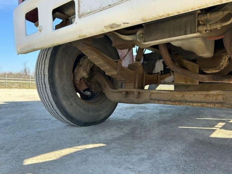 1996-ford-f700-image-76