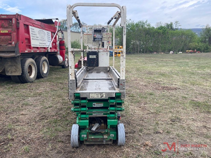 2013-jlg-1930es-image-8
