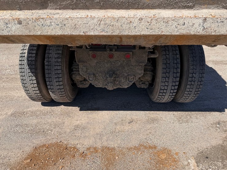 1995-mack-cl713-image-29