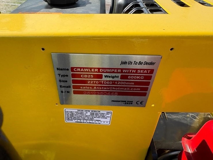 new-cd25-crawler-dump-cart-image-5