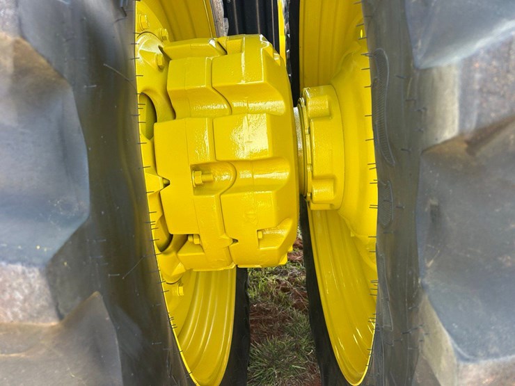 2016-john-deere-8345r-image-12