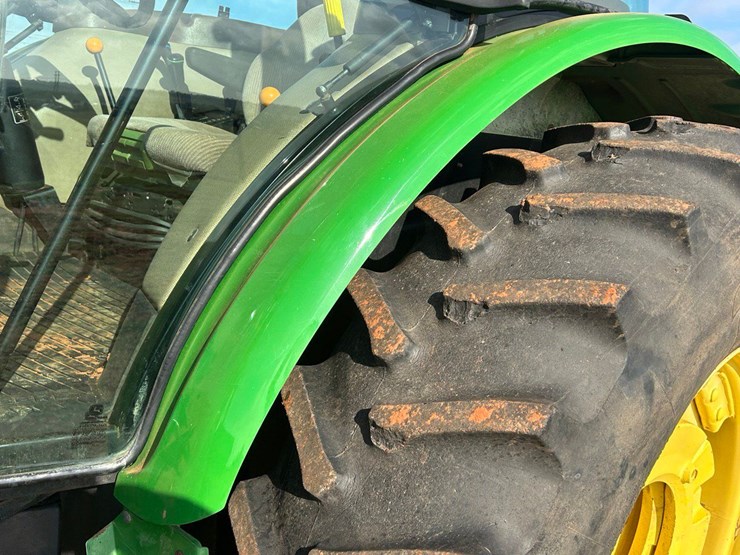 2010-john-deere-6115d-image-10