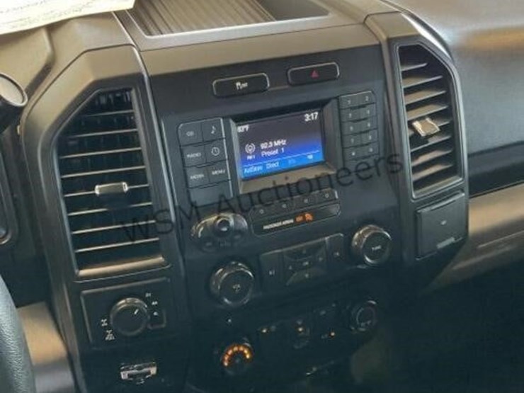 2015-ford-f150-image-21