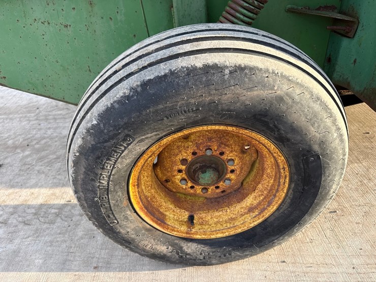 john-deere-510-image-29