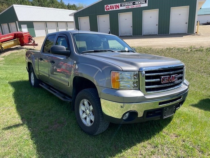2013-gmc-sierra-sle-z71-pickup-image-1