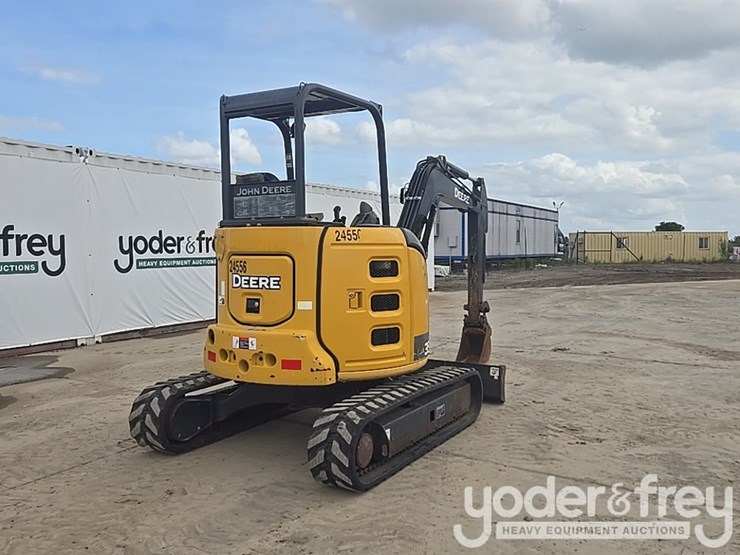 2019-deere-35g-image-5