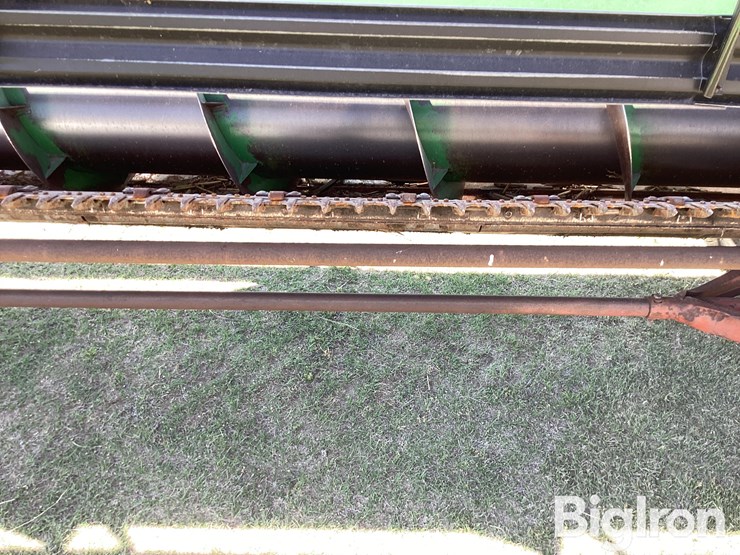 john-deere-230-image-17